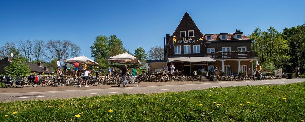 Hotel Bergrust Bemelen Exterior photo